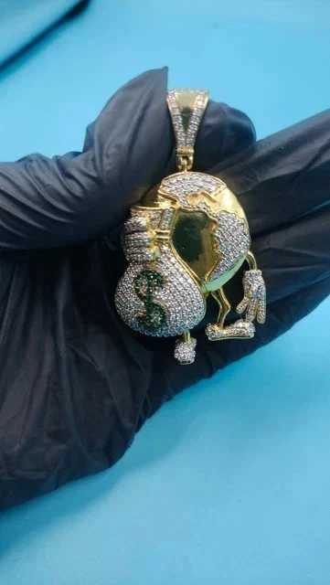 Bolso de Dinero Globo Moissanita Corte Redondo 2.50Ct Colgante Para Hombre Chapado en Oro Amarillo 14K Foto 2 de 4