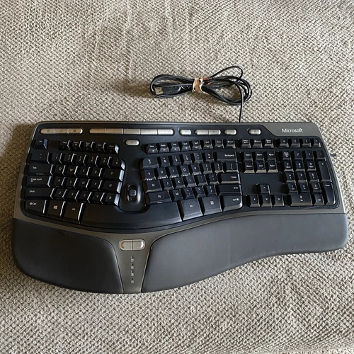 Microsoft Keyboard 4000 v1.0 KU-0462 Natural Ergonomic USB Wired with Riser