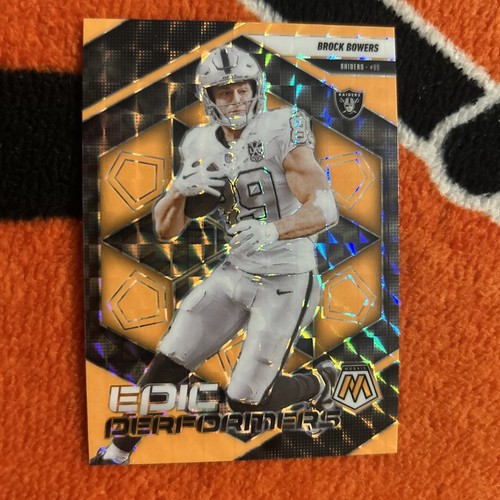 Brock Bowers [Mosaic Orange Fluorescent] #4 2025 Panini Mosaic Epic Performers card
