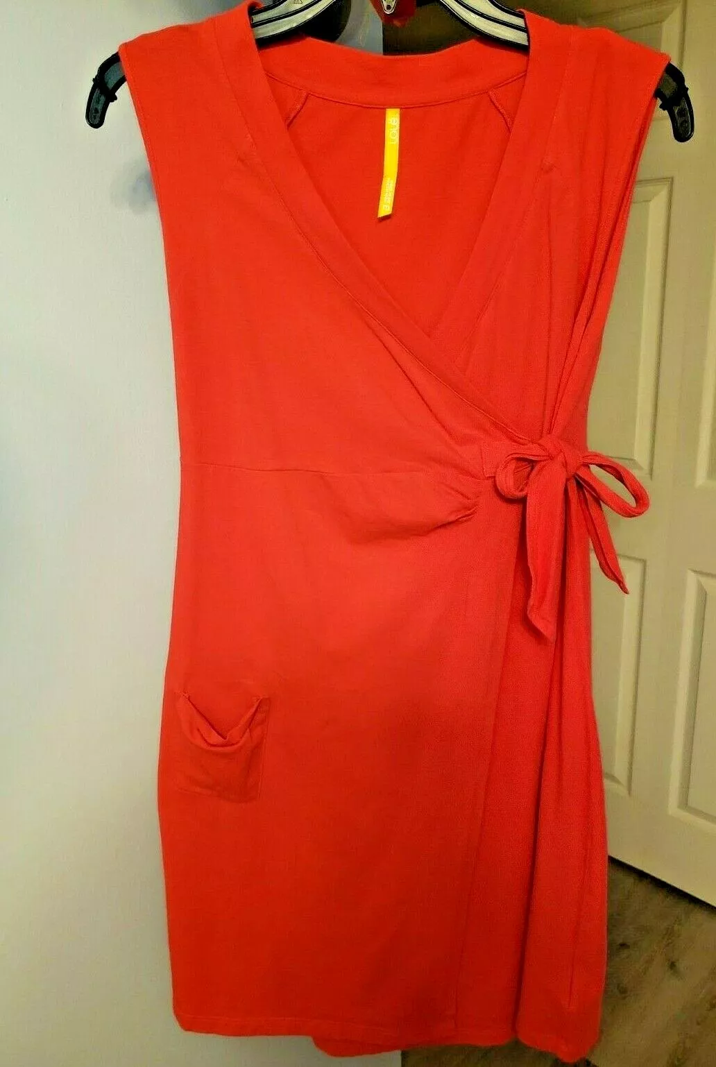lole sleeveless wrap belted pocket jersey worn once 
