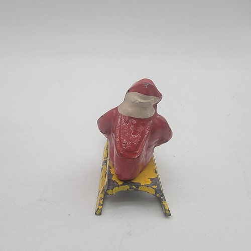 3 Vintage Barclay Lead Sledders With Sleds. 1 Man 1 Woman 1 Santa. Orange & Red. - Picture 16 of 23