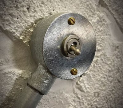 Vintage/Industrie Stil 1 Gang Kippschalter Aufputz Lichtschalter Leerrohr