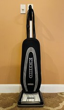 Oreck XL Signature Plus II Bagged Vacuum Cleaner