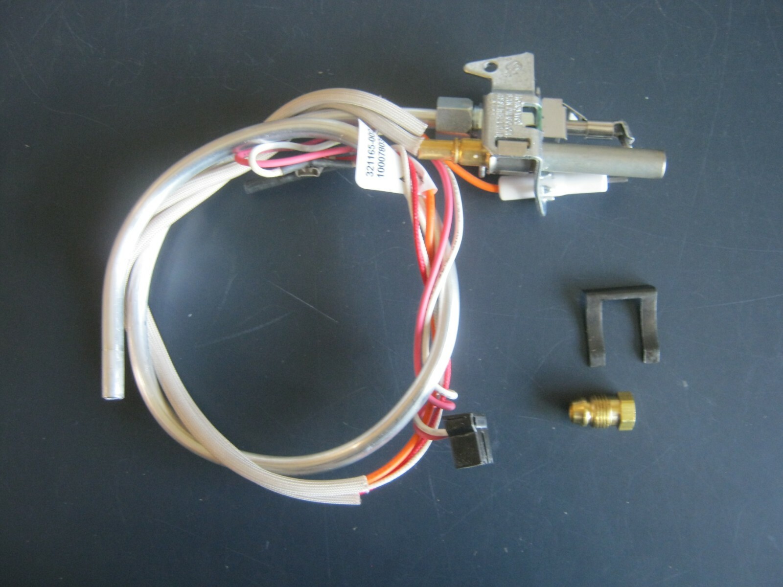 AO Smith 100112330 Pilot Assembly Natural Gas 321165002 CS8840B1117