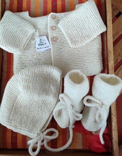 Conjunto lana bebé chaqueta, ranita, zapatos y capota 6-12 meses. Hecho a mano. - Imagen 2 de 5