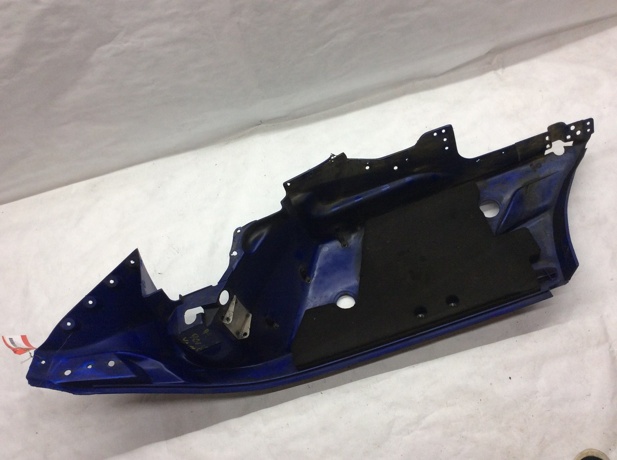 ばんぶるびーページ Yamaha LH Half Belly Pan Frame Panel SRX 600 700 1999-02 8DF-2196A