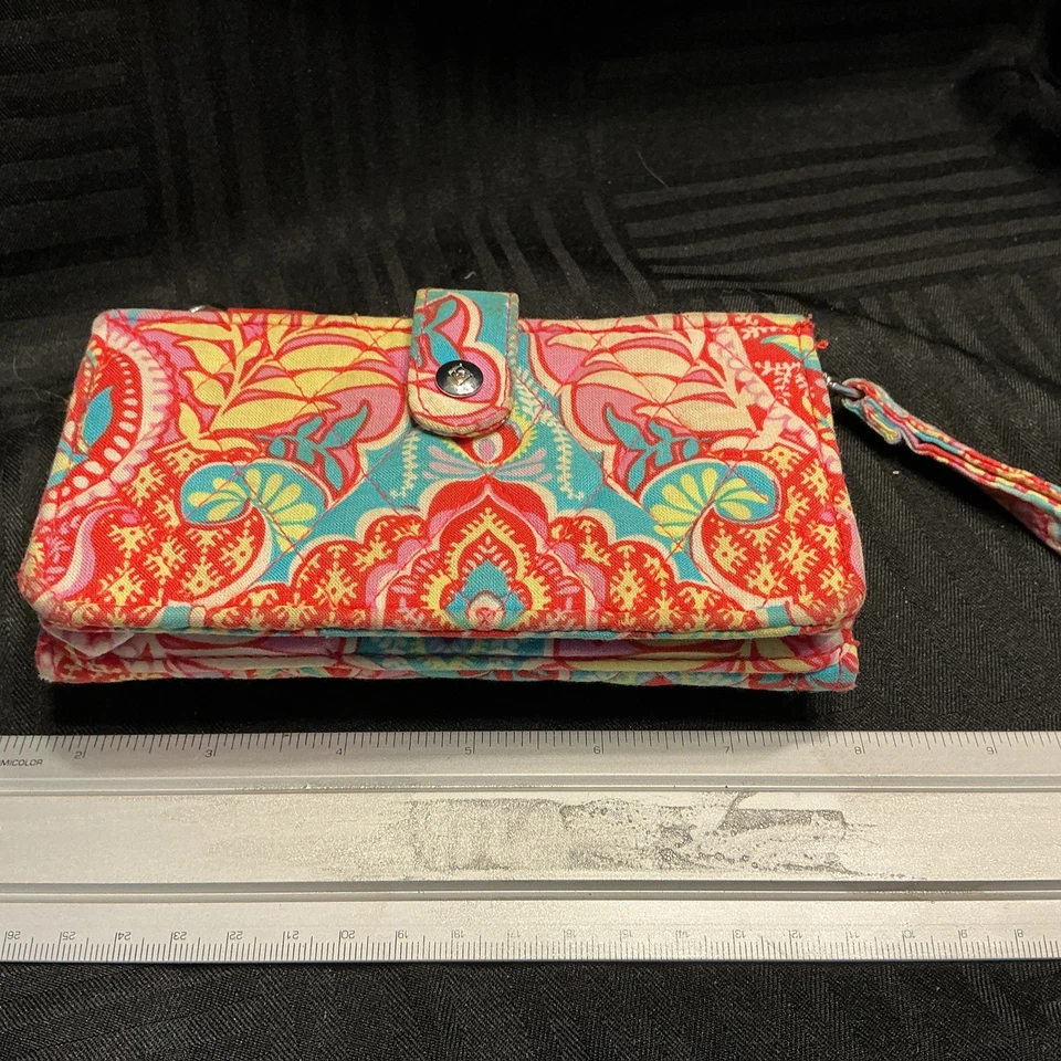 Cartera para mujer Vera Bradley con estampado de cachemira rosa naranja y verde azulado Foto 2 de 4