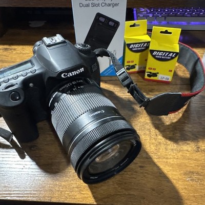 Canon EOS 60D 18.0 MP Digital SLR Camera with EF-S 18-135mm Zoom Lens