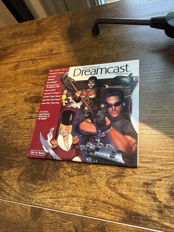 Sega Dreamcast Magazine Vol. 9 Dec 2000 w/ Playable Demos Not For Resale