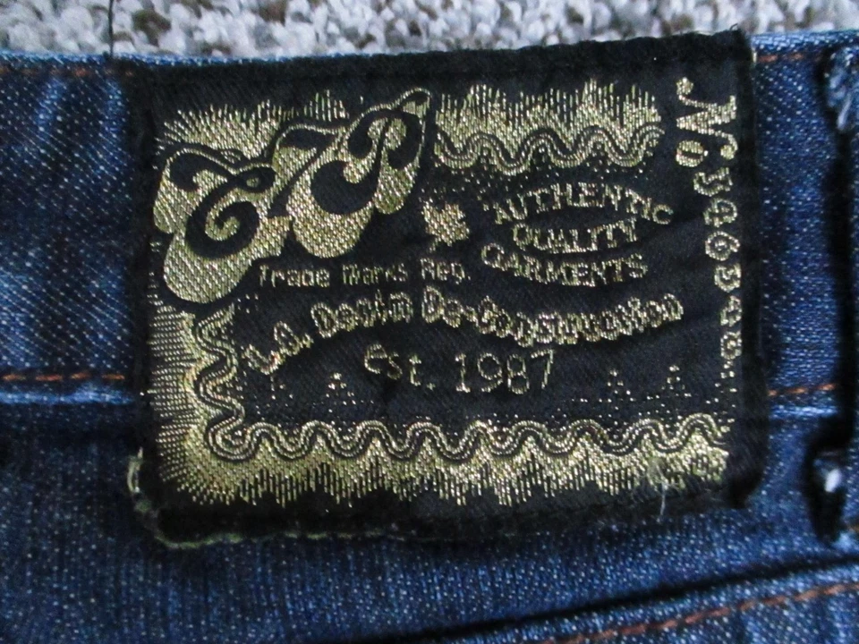 Pantalones de mezclilla ajustados bordados 28x31 Chip and Pepper para mujer 5 Steamer Lane Foto 4 de 4