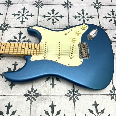 Fender American Performer Stratocaster   Satin Lake Placid   2020   7.75 lb