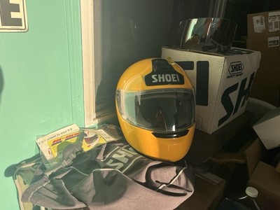 YELLOW MOTORCYCLE HELMET Shoei RF-800 Large In Box…pre-owned…NICE