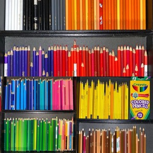 280+ Colored Pencils Mixed Pencil Lot Mostly Crayola