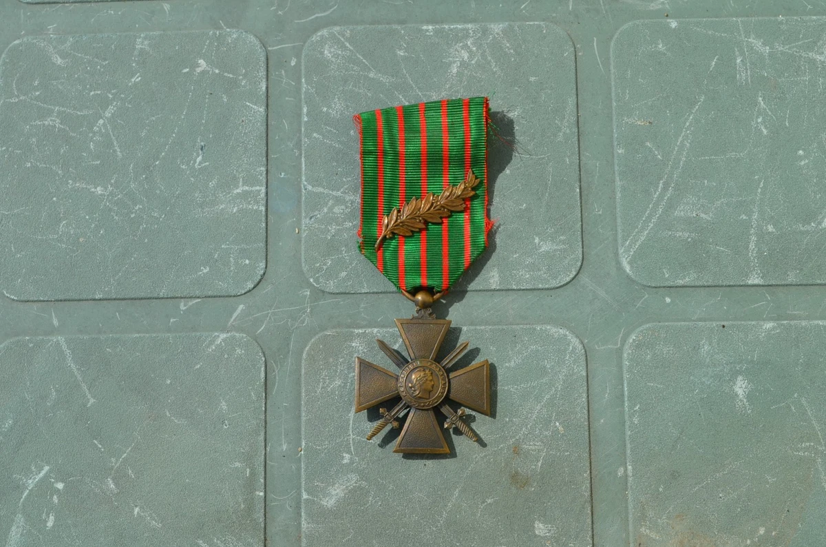 Médaille Militaire Originale 20e Corps D'Armée - Défenseurs De Lorraine 1914-1915 - WWI