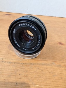 Pentacon Prakticar MC 1:2.4 50mm Camera Lens - Unknown Mount - Clear Optics