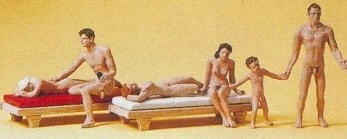 Preiser 10439 HO Scale Recreation -- Nude Bathers w/2 Lounges - Image 3 of 4