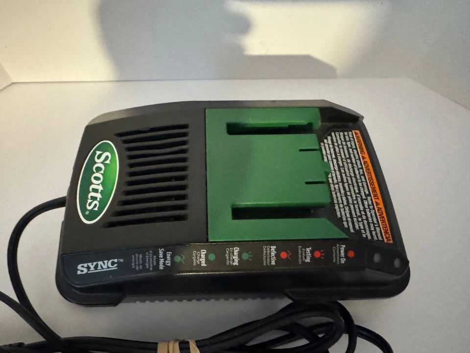 ЗАРЯДНОЕ УСТРОЙСТВО SCOTTS SYNC S200 (140317001) ПРОТЕСТИРОВАНО/РАБОТАЕТ - Изображение 2 из 4
