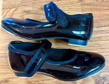 Black Danskin Size 11 Toddler Girls Tap Shoes