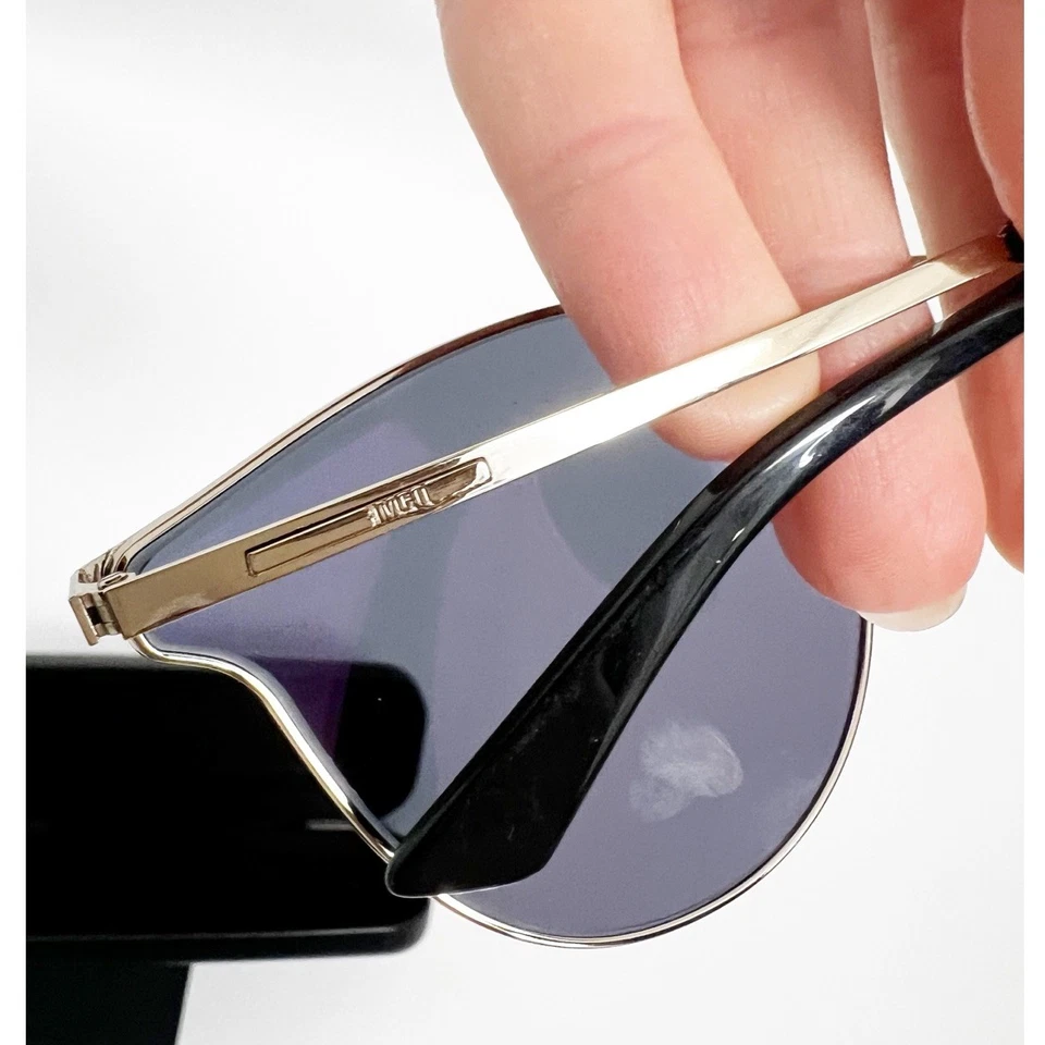 Очки солнцезащитные Alexander McQueen MQ0105SK 005 64-18-145 серебристо-серые - Изображение 4 из 4