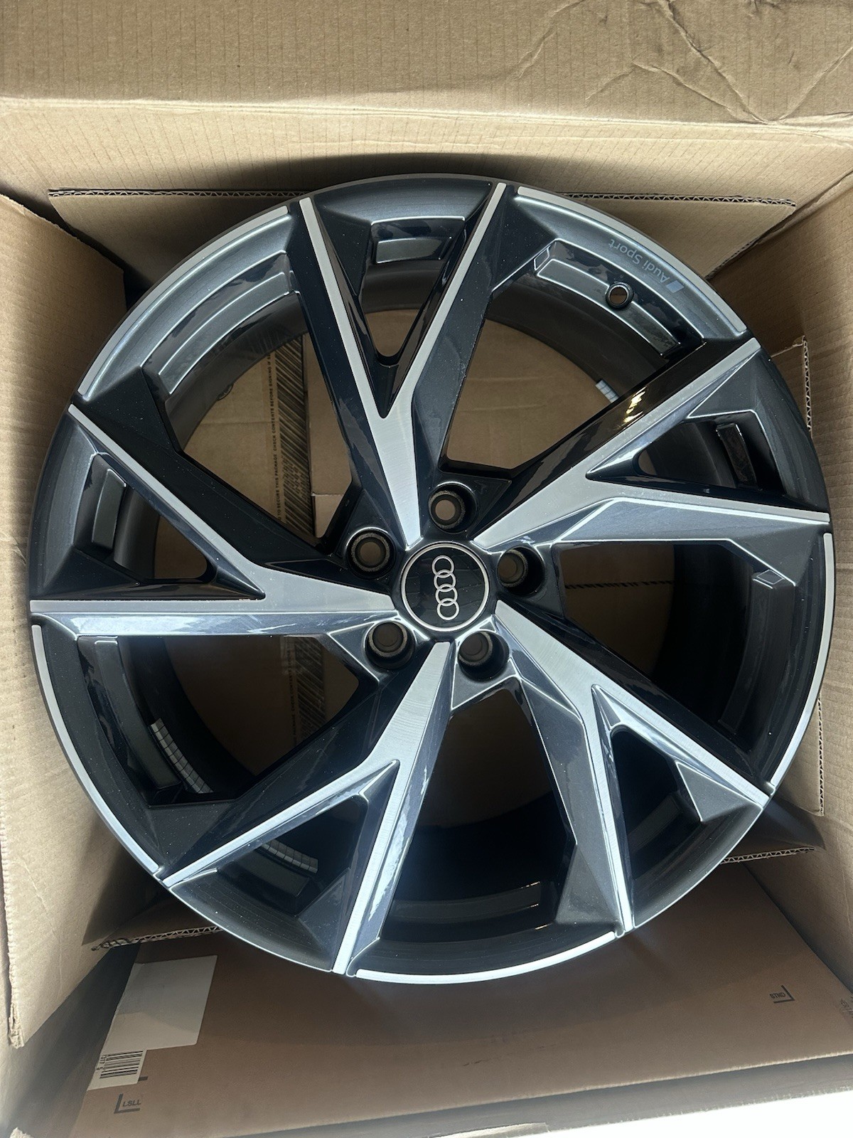 2023 20" AUDI R8 Sport Wheels Rims Factory Genuine OEM