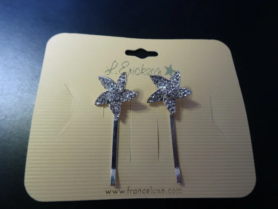 Hermosas prendedores pequeños con brillo de cristal estrella de lujo de Francia, tono plateado, 2 pares Foto 2 de 2