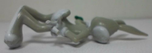 WARNER Bros VTG LOONEY TUNES 3'' BUGS BUNNY EATING CARROT PVC FIGURE FIGURINE - Picture 4 of 8