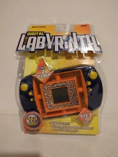 Digital Labyrinth Handheld Eletronic Game 76014 Radica Mattel 2005 New Sealed!