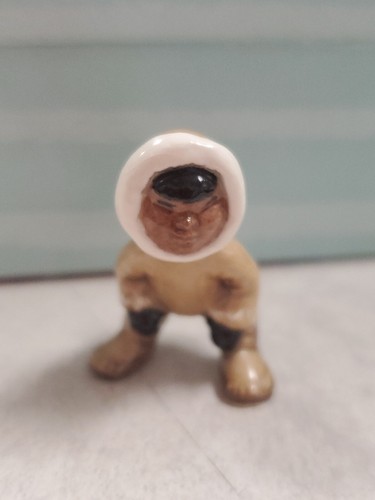 Retired Hagen Renaker Eskimo Tot Crouching
