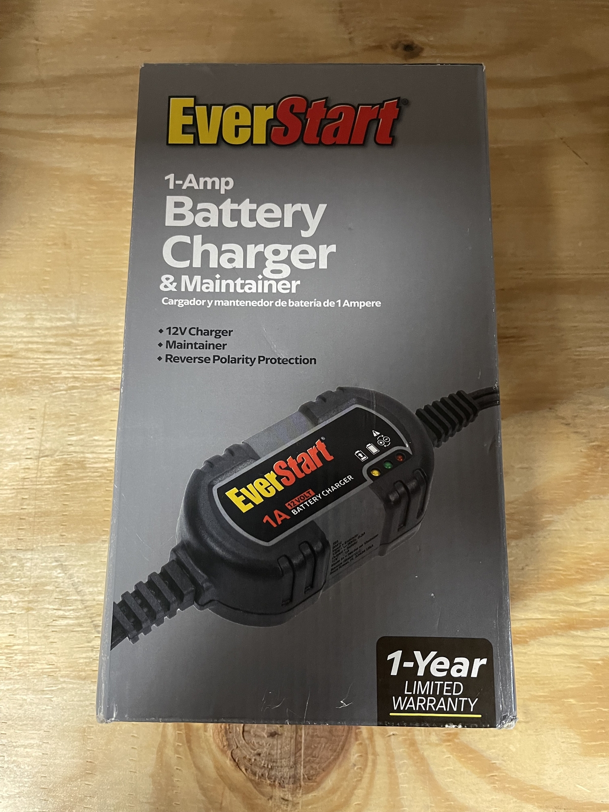 New Everstart 12V 1A 1 AMP Automotive Battery Charger And Maintainer eBay