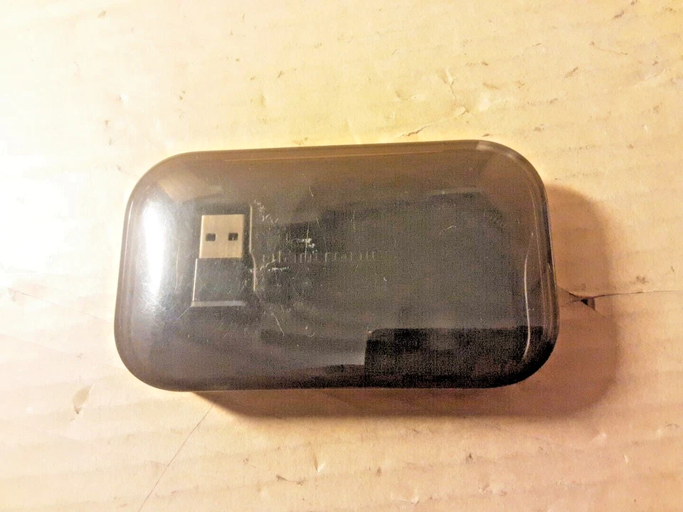 Plantronics Voyager Legend UC Portable Charging Case + USB RECEIVER ONLY - Image 2 of 4