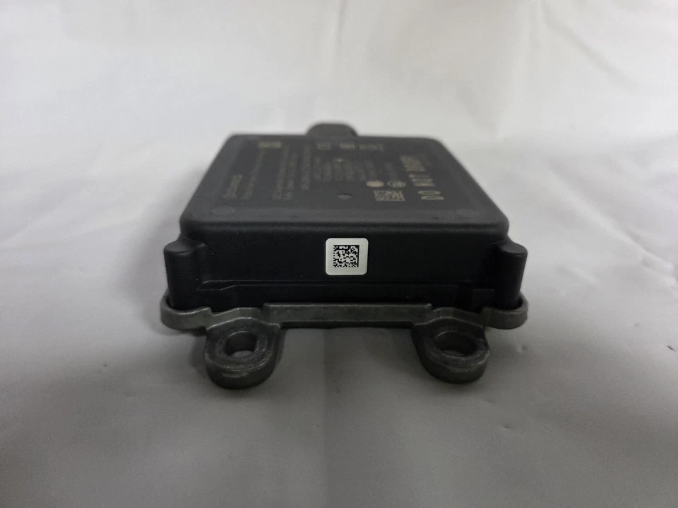 28438-5NA00 2019 - 2025 Infiniti QX50 Front Radar - Image 3 of 4