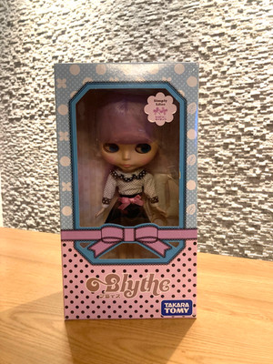 Takara Tomy Neo Blythe Simply Lilac Fashion Doll NEW Stock, Authentic