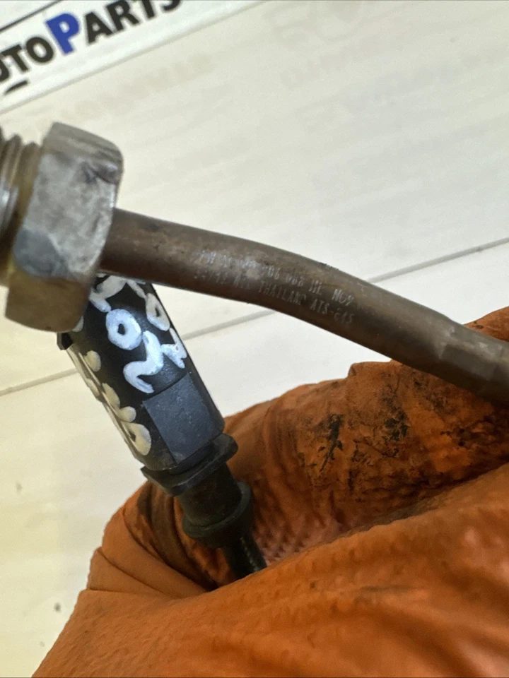 Sensor de temperatura de escape VOLKSWAGEN TRANSPORTER T6.1 2.0 TDI 2020 1968cc 04L906088HL Foto 3 de 4