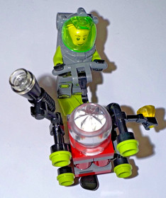 LEGO Set # 30042 Atlantis: Mini Sub with Diver 100% Complete, Vintage 2010