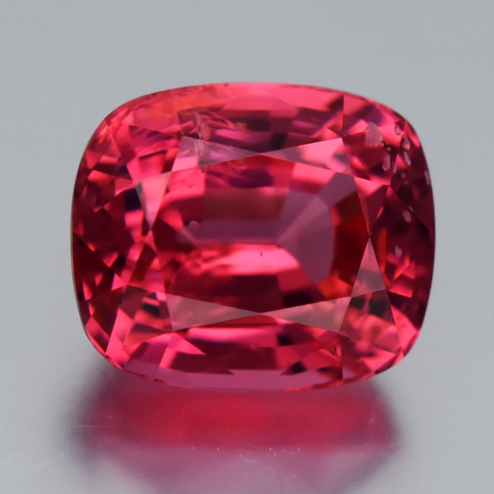 💎 3.95ct 9.4x8mm VVS Cushion Natural Crimson Rose Pink Spinel - Burma Gemstone