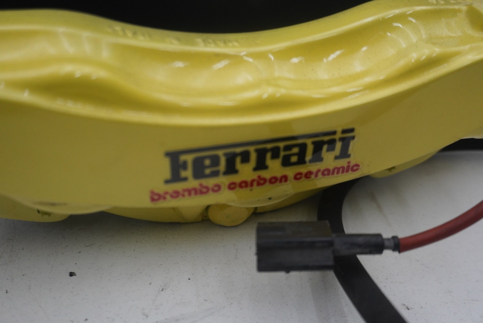 Ferrari California 2010 FRONT Brake caliper bracket