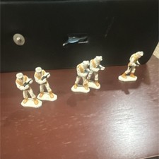 Lead Infantry Toy Soldiers Set of 4 Painted White Orange Uniforms Pre-1970