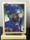 Front of 1990-91 Bowman - Mike Gartner #220