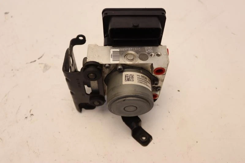 2017-2019 GMC Sierra 1500 Anti-Lock Brake Pump ABS Assembly w/o Hybrid OEM - Image 4 of 4