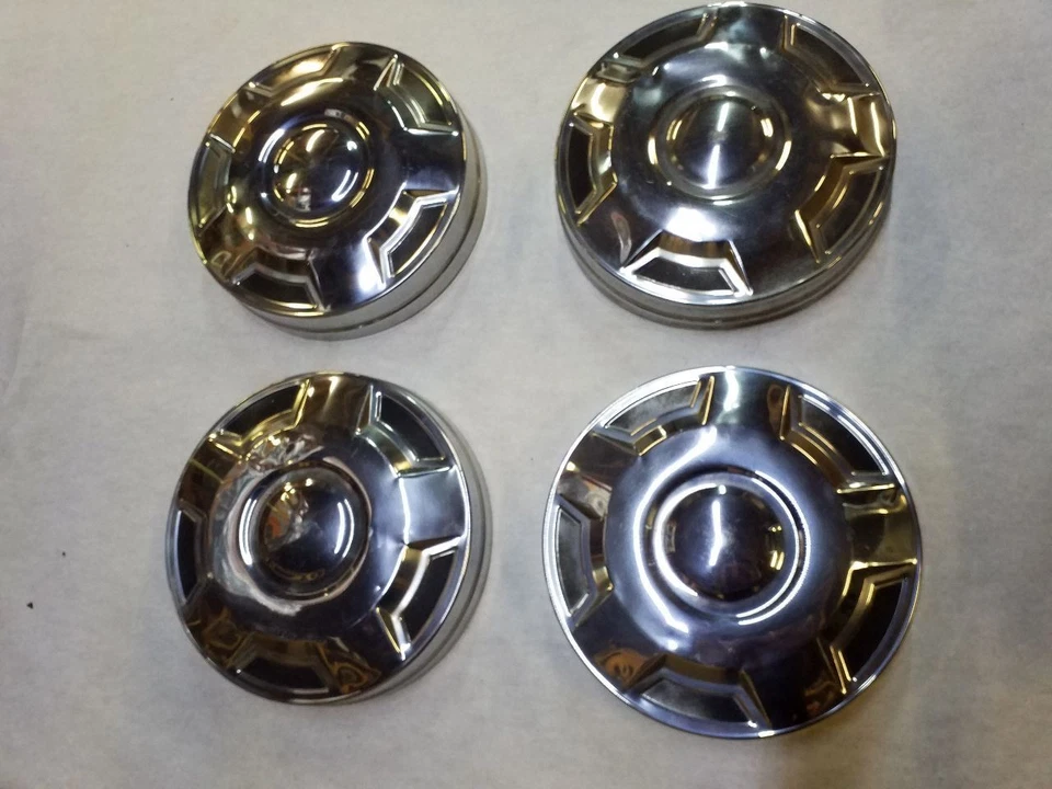 Juego de tapas centrales de rueda cromadas | Se adapta a Ford F250 F350 1987-1994 Foto 2 de 4