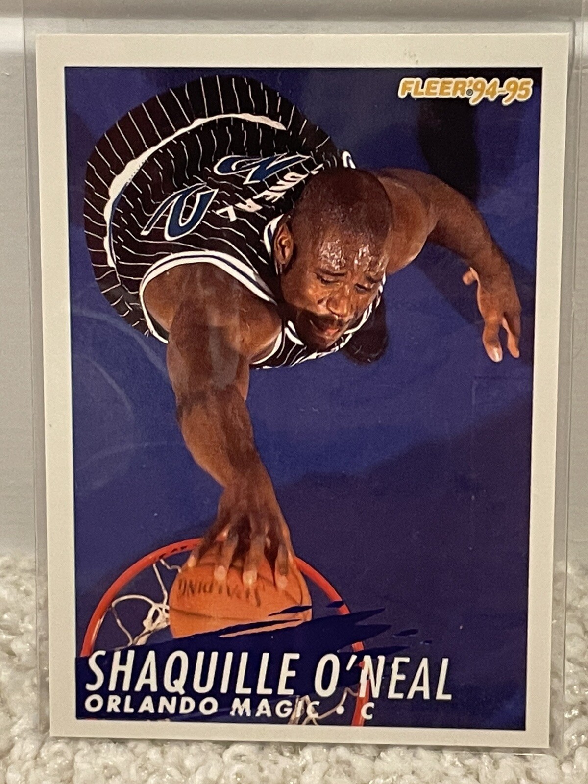 Shaquille O'Neal #160 Basketball Cards 1994 Fleer trading card — raw and PSA graded price guide