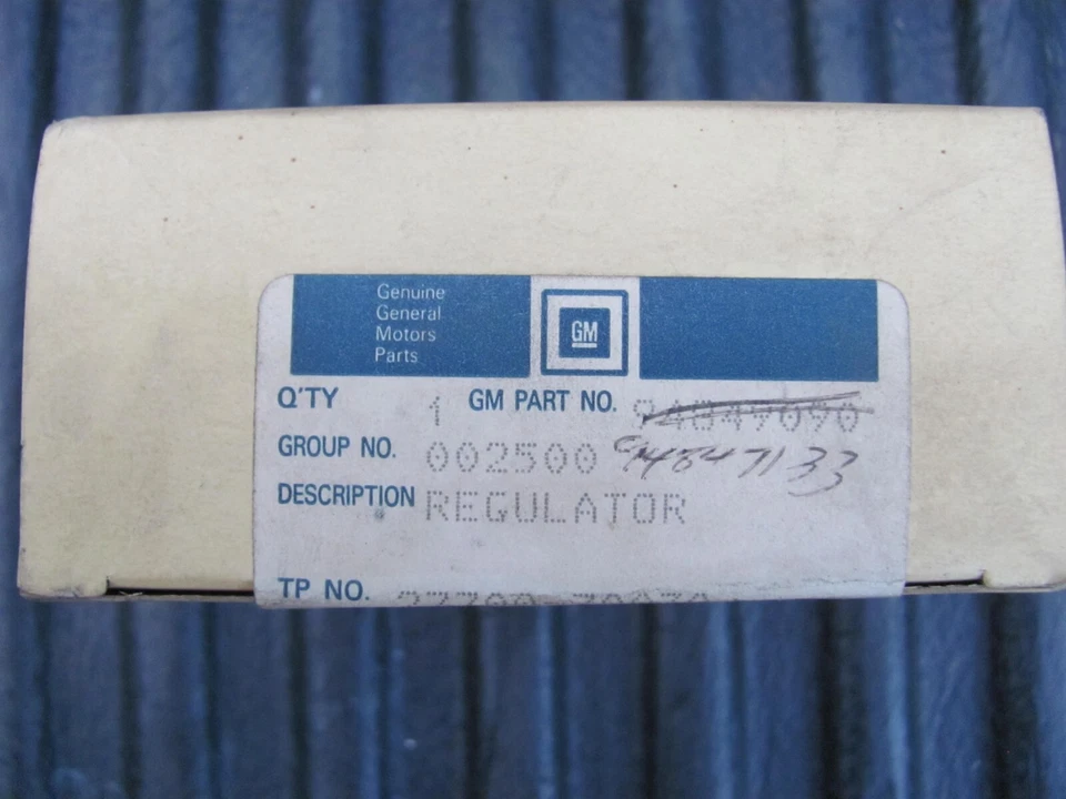 NOS GM 94847133 电机间电压调节器 1983 - 92 MR2 Nova Accord — 第 2/4 张图片