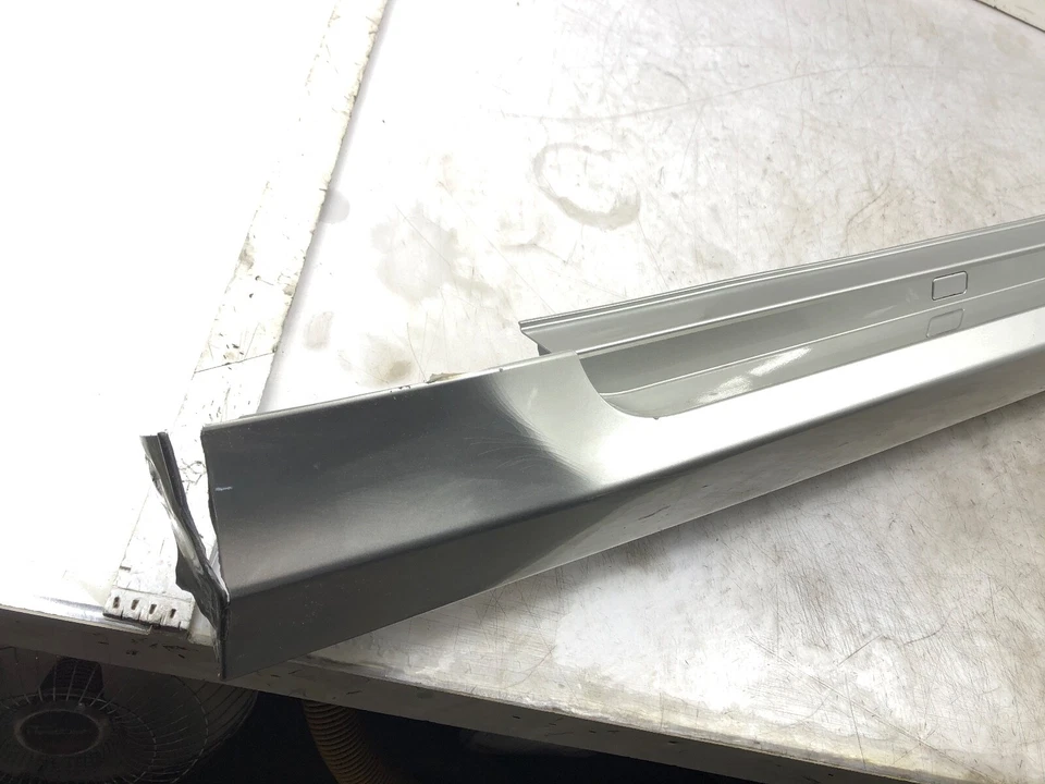 2013-2015 LEXUS GS350 LEFT DRIVER ROCKER PANEL SIDE SKIRT OEM. - Image 4 of 4
