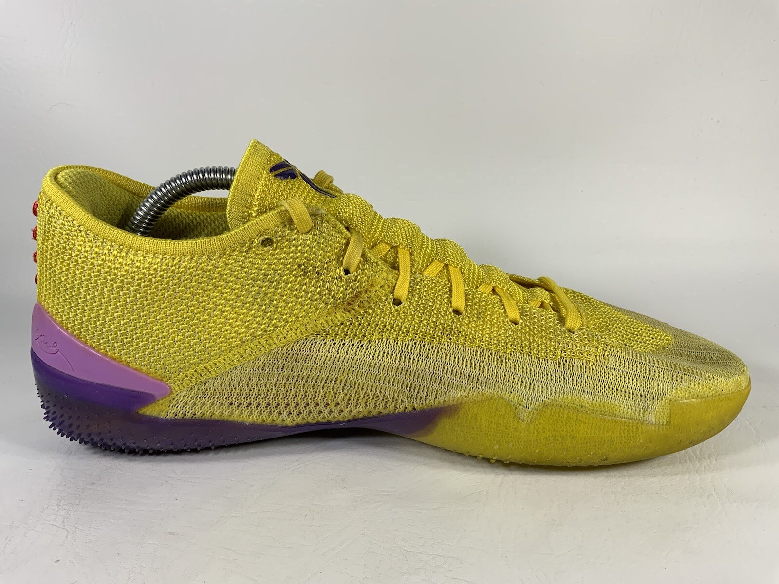 Nike Kobe A.D. NXT 360 Yellow Strike 