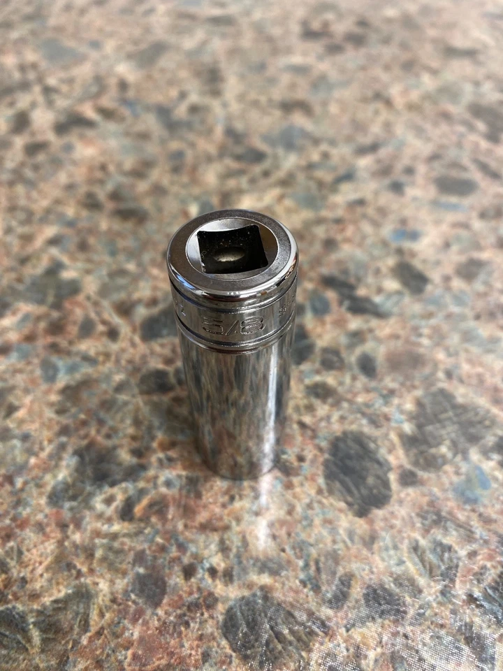 SNAP-ON TOOLS 3/8" DRIVE 5/8" DEEP 6 POINT SOCKET - MADE IN USA - SAE - SFS201 - Image 2 of 3