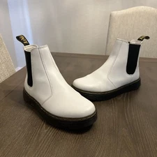 Dr Martens Dorrian Chelsea White Leather Women’s Boot Sz 7 M Docs
