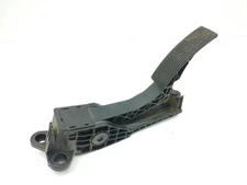 MERCEDES-BENZ M W164 ACCELERATOR PEDAL A1643000004 3.00 DIESEL 155KW 2010 30020135