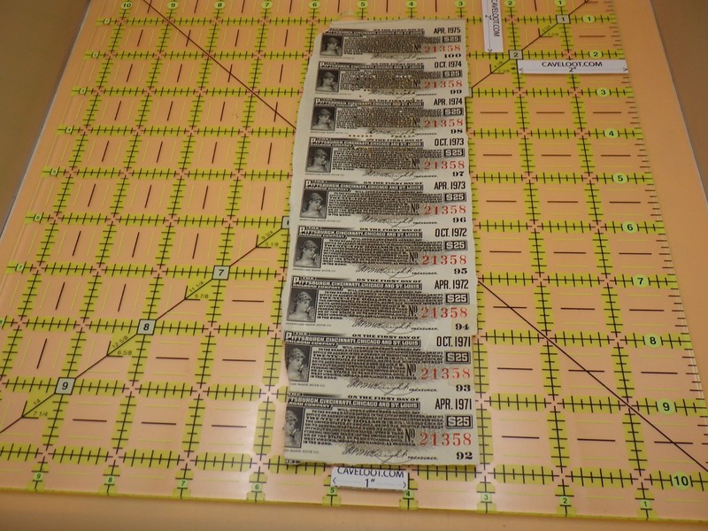 Pittsburgh Cincinnati Chicago & St Louis Railroad $25 Bond Coupons Strip of 9