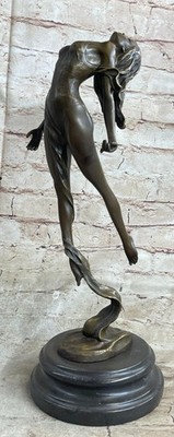 Lost Wachs Methode Hautfarben Mädchen Springender IN Luft Bronze Statue Figur