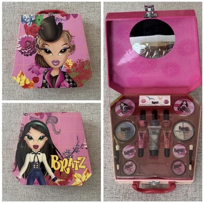 Bratz Yasmin & Jade Markwins Makeup Case 2008 Vintage 18-Piece Y2K